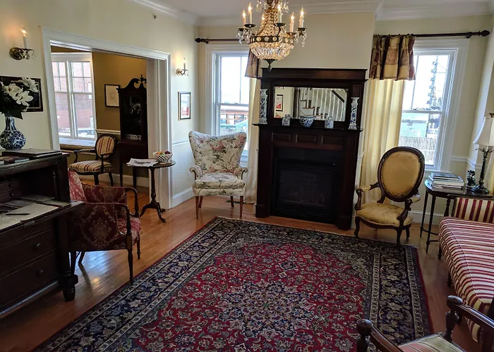 Almondy Inn Bed & Breakfast